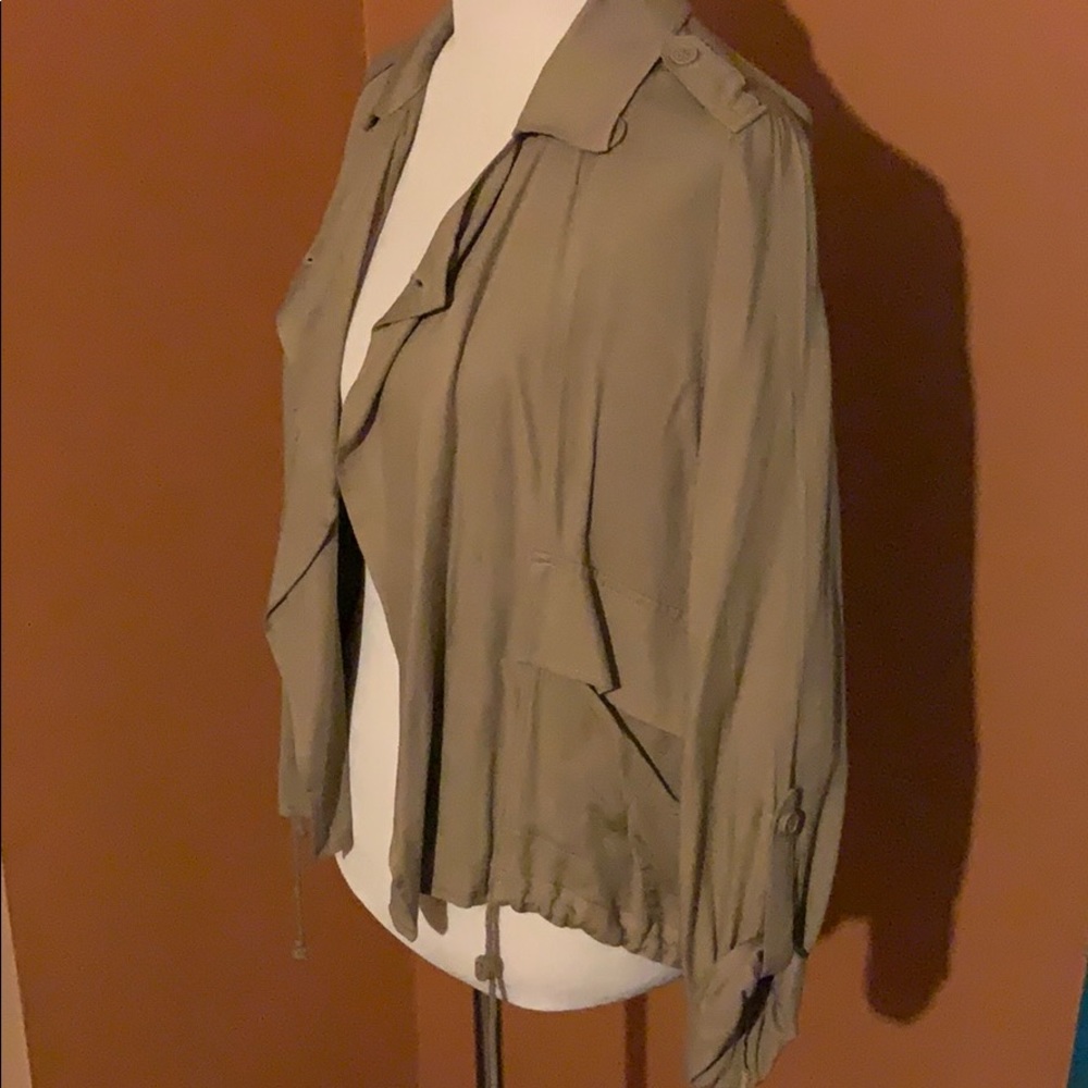 Trendy Jacket - Picture 2 of 5